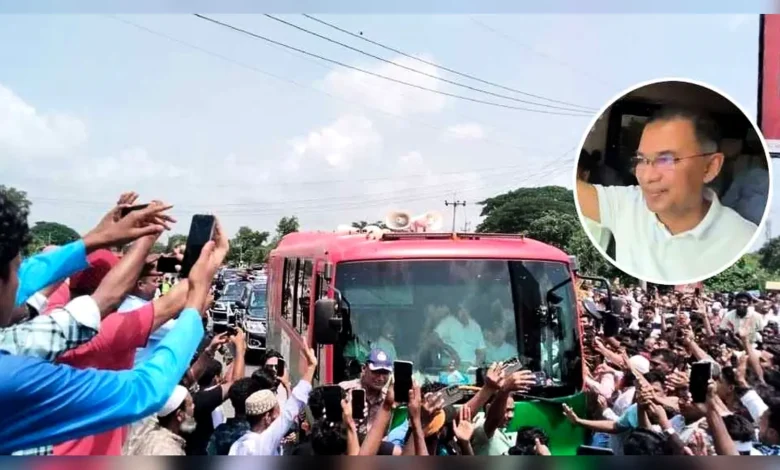 কুমিল্লায় পথে পথে নেতাকর্মীদের ভালোবাসায় সিক্ত প্রধানমন্ত্রী