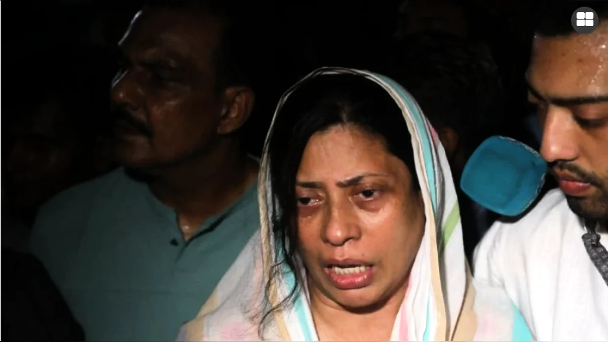 মৃত মেয়ের ছবি না তোলার অনুরোধ জানিয়ে কারিনার মা বললেন, ‘এগুলো ধর্মের পরিপন্থি’
