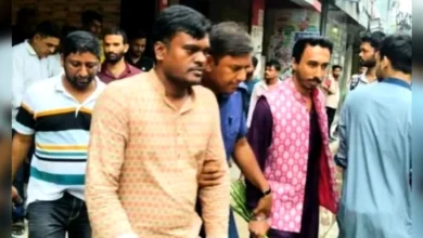 নারায়ণগঞ্জে যুবলীগের গোপন বৈঠকে পুলিশের অভিযান, আটক ৩
