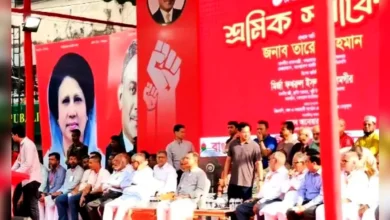 নয়াপল্টনের জনসভায় যোগ দিলেন প্রধানমন্ত্রী