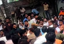 অটোরিকশার ধাক্কা: সালিশি বৈঠকে রণক্ষেত্র, আহত ২৫