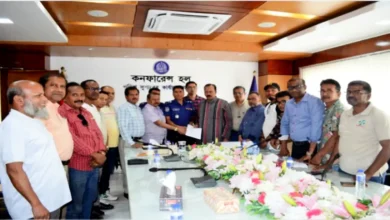 সাংবাদিকদের বিরুদ্ধে অপপ্রচারকারীদের গ্রেফতারের দাবিতে যশোরে স্মারকলিপি প্রদান