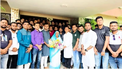 অধ্যাপক নার্গিস বেগমের সঙ্গে যশোর জেলা ছাত্রদলের নবগঠিত কমিটির সৌজন্য সাক্ষাৎ