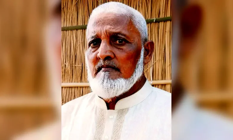 সলঙ্গা থানায় অভিযোগ লেখক টুনু আর নেই, চলে গেলেন না ফেরার পথে