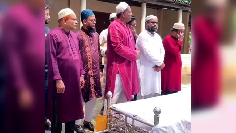 সলঙ্গায় রত্নগর্ভা মায়ের দাফন সম্পন্ন, জানাযায় মানুষের ঢল
