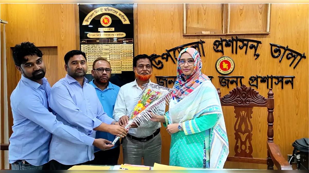 নবাগত উপজেলা নির্বাহী কর্মকর্তাকে তালা টেকনিক্যাল এন্ড বিএম কলেজের পক্ষ থেকে সম্বর্ধনা প্রদান!