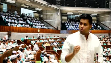 ১৫২ শিক্ষার্থীকে সংসদে বাজেট অধিবেশন দেখার সুযোগ করে দিলেন হাসনাত