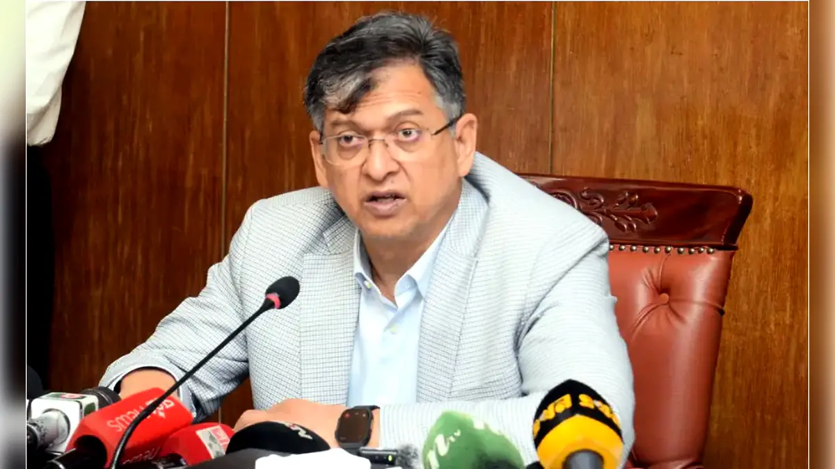 আ.লীগ কোনো রাজনৈতিক দল নয়, মাফিয়া পার্টি: স্বরাষ্ট্রমন্ত্রী
