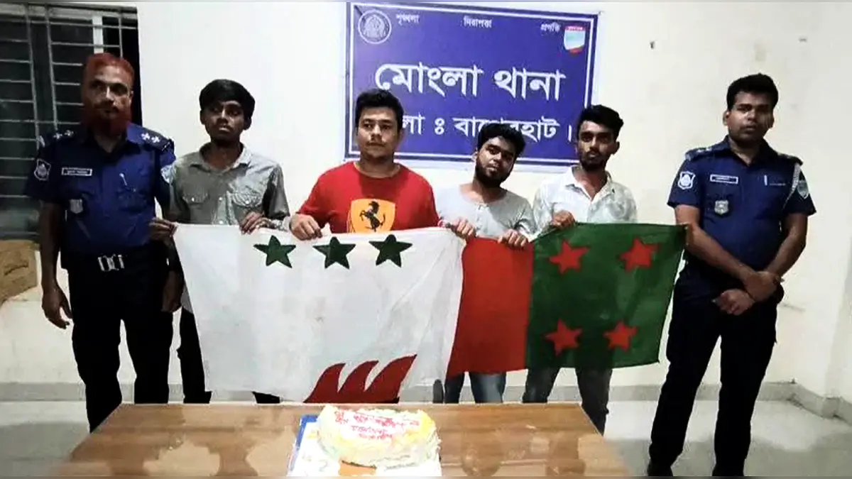 আ.লীগের প্রতিষ্ঠাবার্ষিকীর কেক কাটতে গিয়ে ছাত্রলীগের ৪ কর্মী আটক