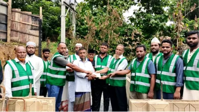 বাঘাইছড়িতে অগ্নিকাণ্ডে ক্ষতিগ্রস্ত পরিবারের পাশে আহলে সুন্নাত ওয়াল জামাত