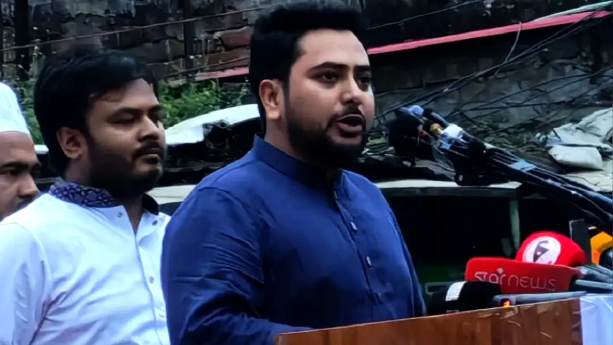 বিচার নিশ্চিত না করলে মেয়াদ শেষ করতে পারবে না সরকার: নাহিদ