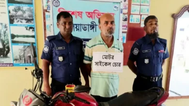 বিএনপি নেতার মোটরসাইকেল চুরি করলেন আ.লীগ নেতা