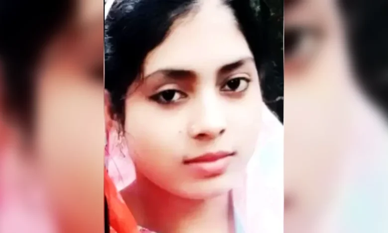 দিনে নিখোঁজ, রাতে বাড়ির পাশে মিলল ‘সাদিয়ার’ মরদেহ