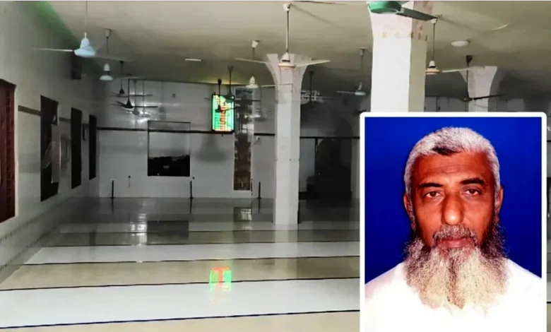 গিয়াস উদ্দিনের নামাজে রুকু থেকে আর ফিরে আসেননি