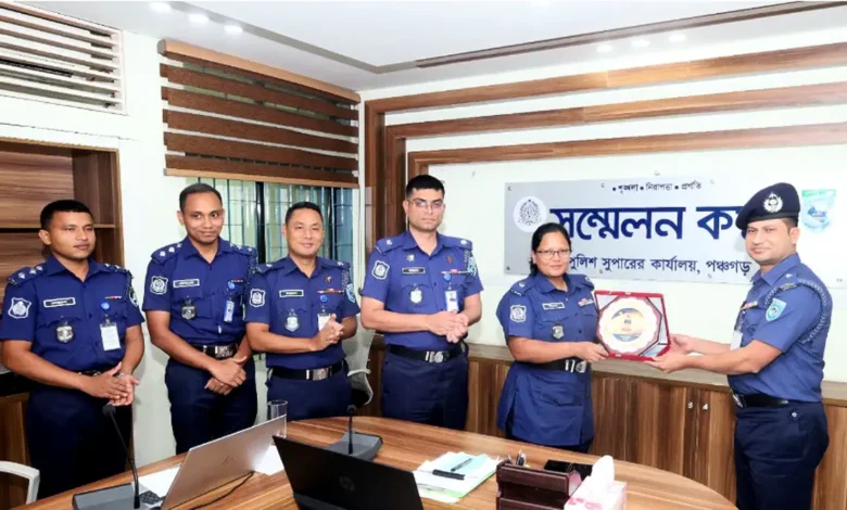 পঞ্চগড়ে ছয় মাসে ৫ বার জেলার শ্রেষ্ঠ থানা হিসেবে নির্বাচিত হয়েছে পঞ্চগড় সদর।