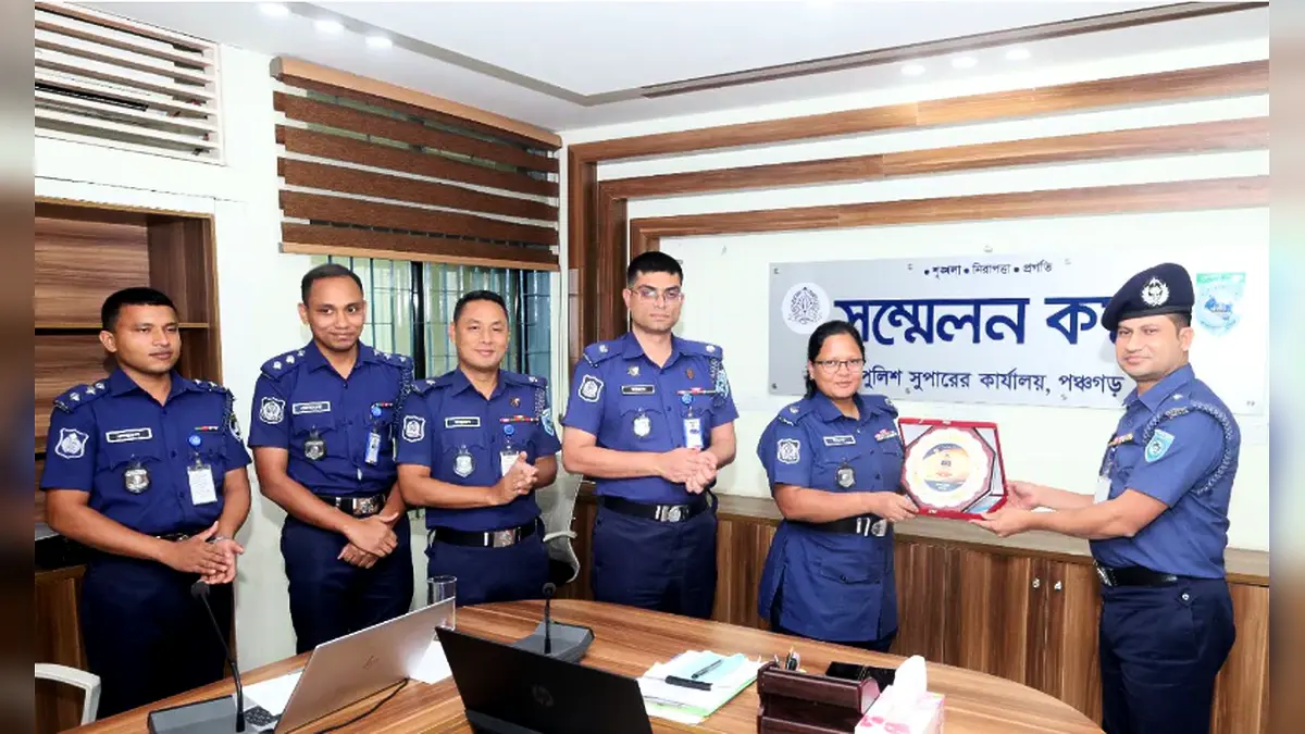 পঞ্চগড়ে ছয় মাসে ৫ বার জেলার শ্রেষ্ঠ থানা হিসেবে নির্বাচিত হয়েছে পঞ্চগড় সদর।