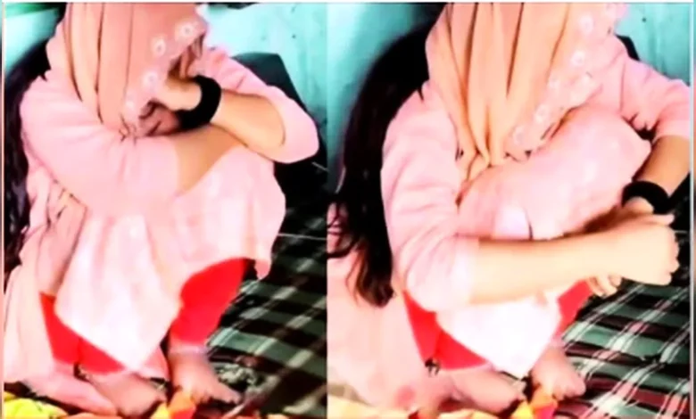 প্রবাসী স্বামীকে ছেড়ে বিবাহিত মামা শ্বশুরকে বিয়ের দাবিতে তার বাড়িতে অনশন প্রবাসীর স্ত্রী