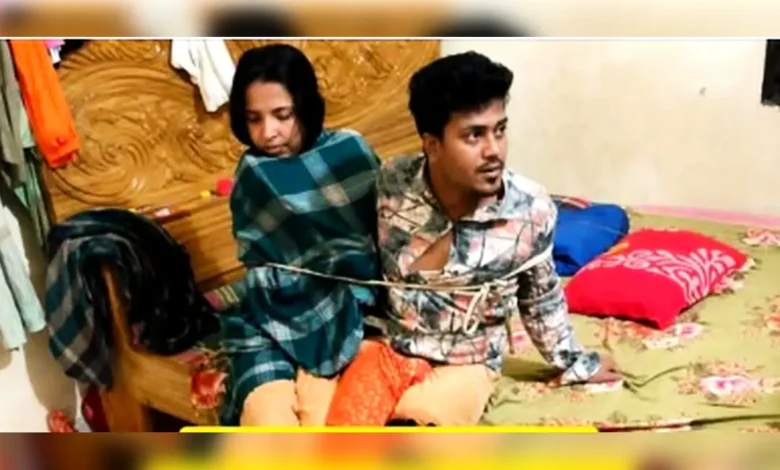 স্বামী দেশে না আসার কারণে-পরকীয়া প্রেমিককে ঘরে ঢুকালেন প্রবাসীর স্ত্রী!