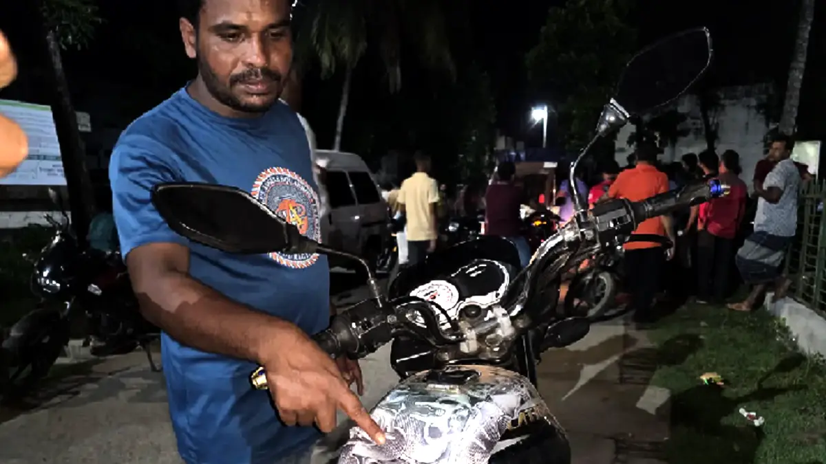 বিএনপির মিছিলে ছাত্রলীগের হামলা, আহত ১০