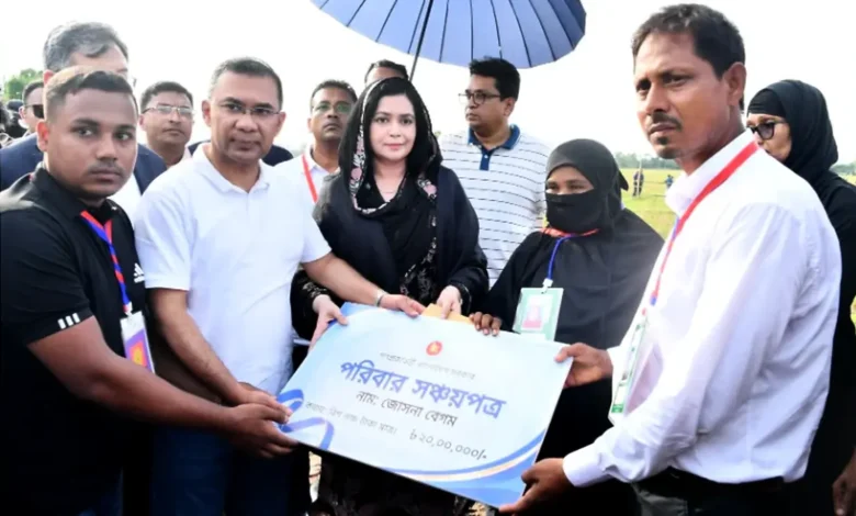 শহীদ ওয়াসিমের পরিবারকে ২০ লাখ টাকার সঞ্চয়পত্র দিলেন প্রধানমন্ত্রী