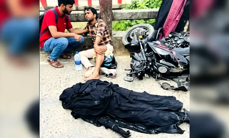 শশুর বাড়ি থেকে বোনকে বাইকে আনার সময় বাইকের সাথে ট্রাক দুর্ঘটনা