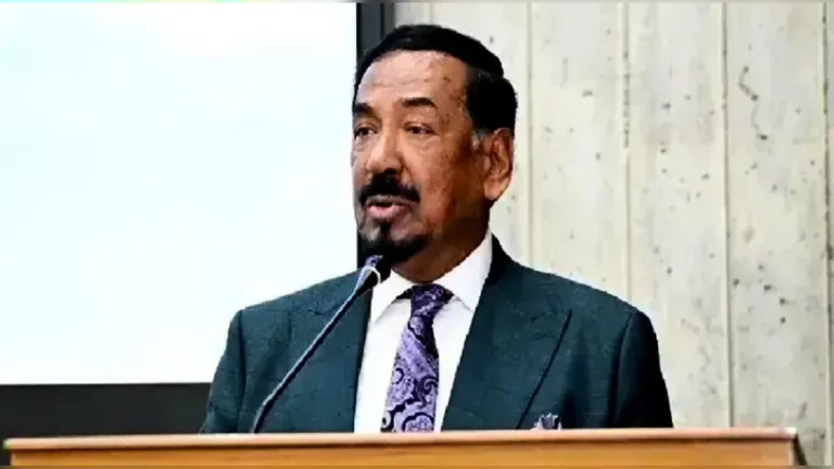 বঙ্গভবনে আজ প্রথম অফিস করবেন ভারপ্রাপ্ত রাষ্ট্রপতি হাফিজ উদ্দিন আহমদ