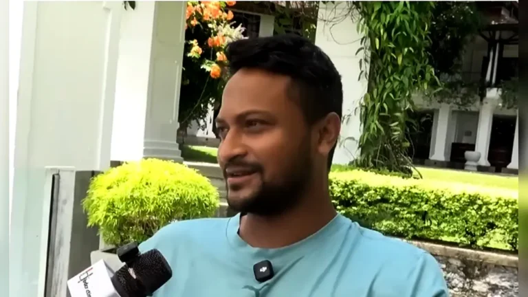অনেকেই ভয় পায়, তাই দেশে ফেরা হচ্ছে না: সাকিব