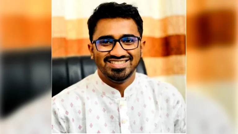প্রধানমন্ত্রীর রাজনৈতিক সহকারী হলেন রাশেদ খাঁন