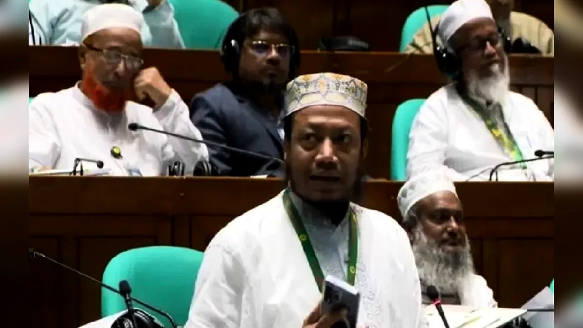 সংসদে স্বরাষ্ট্রমন্ত্রীকে ভুলে ধন্যবাদ দিলেন আমির হামজা