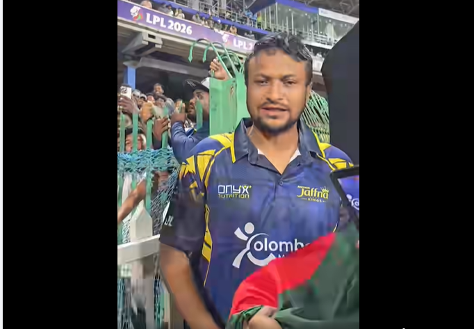 বাংলাদেশের পতাকায় সাকিবের অটোগ্রাফ, ভাইরাল নেট দুনিয়ায়