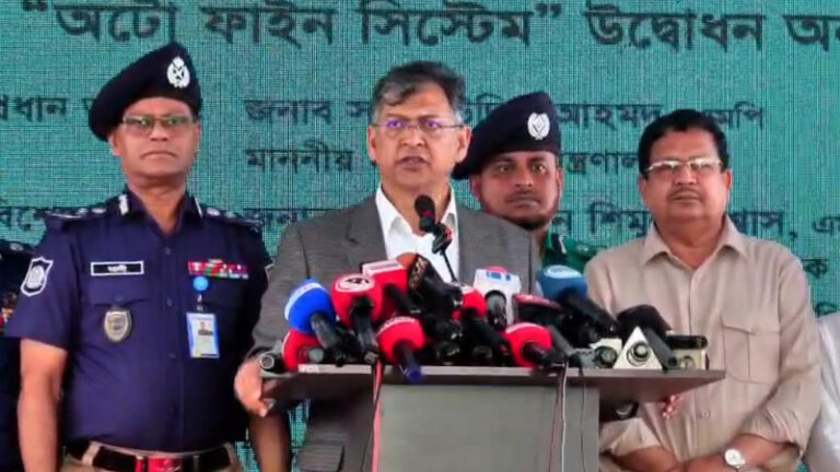 ক্যামেরায় ধরা পড়বে মহাসড়কের চাঁদাবাজি, পর্যায়ক্রমে ‘অটো ফাইন’: স্বরাষ্ট্রমন্ত্রী
