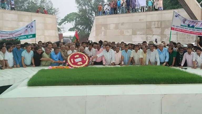 শহীদ জিয়া ও খালেদা জিয়ার সমাধিতে স্থায়ী কমিটির নতুন চার সদস্যের শ্রদ্ধা