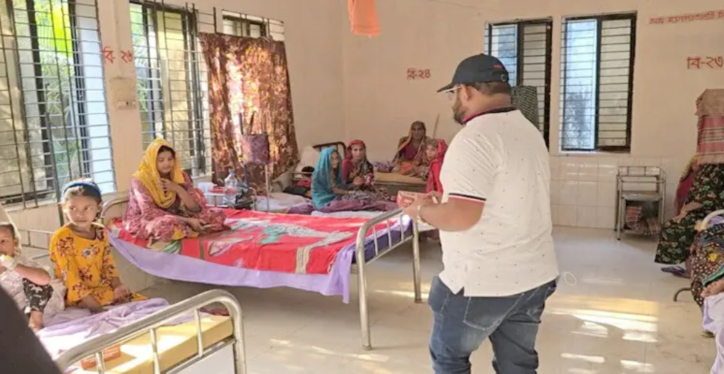 সরকারি হাসপাতালে নিষিদ্ধ ছাত্রলীগের খাবার বিতরণ, ৭ জনকে শোকজ