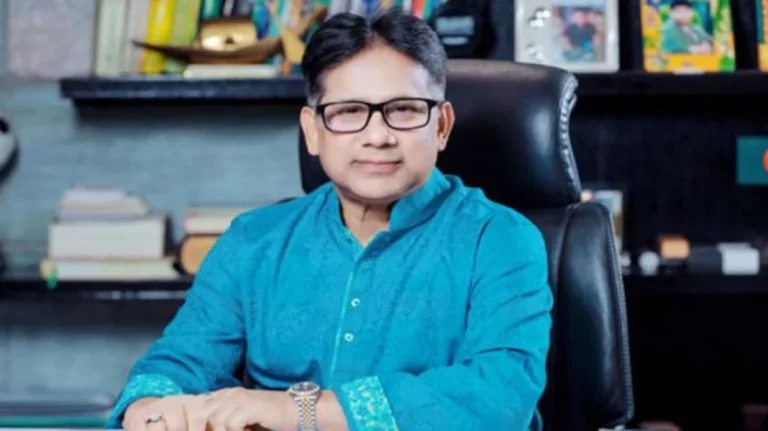 দুর্নীতির মামলা: সালাম মুর্শেদীসহ ১৩ জনের বিরুদ্ধে প্রথম দিনেই সাক্ষ্য হয়নি