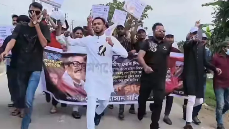 সুনামগঞ্জে নিষিদ্ধ ছাত্রলীগের শোক র‌্যালি-মিছিল