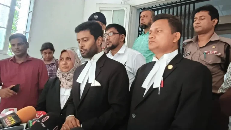 গুলি চালিয়ে মগজ উড়িয়ে দেওয়া কোনোভাবেই ‘আত্মরক্ষা’ হতে পারে না: প্রসিকিউটর তামিম