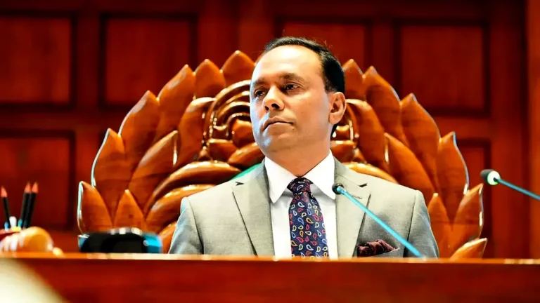 ২৩তম রাষ্ট্রপতিকে শপথ পড়াবেন ডেপুটি স্পিকার কায়সার কামাল