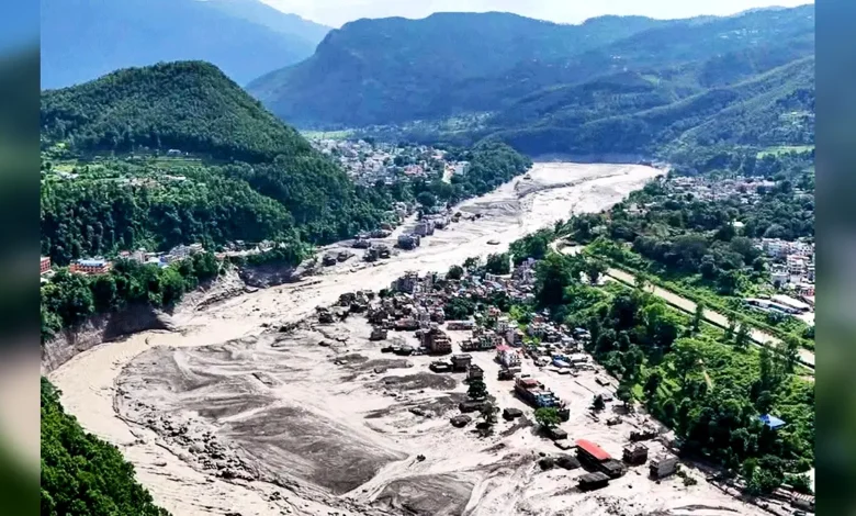 নেপালে বন্যায়: আমার জন্য অপেক্ষা করার মতো আর কেউ অবশিষ্ট নেই, বললেন স্বজনহারা দিবগা