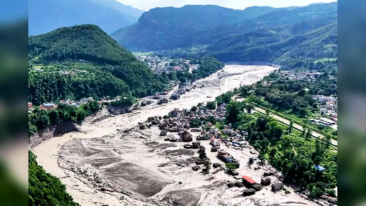 নেপালে বন্যায়: আমার জন্য অপেক্ষা করার মতো আর কেউ অবশিষ্ট নেই, বললেন স্বজনহারা দিবগা