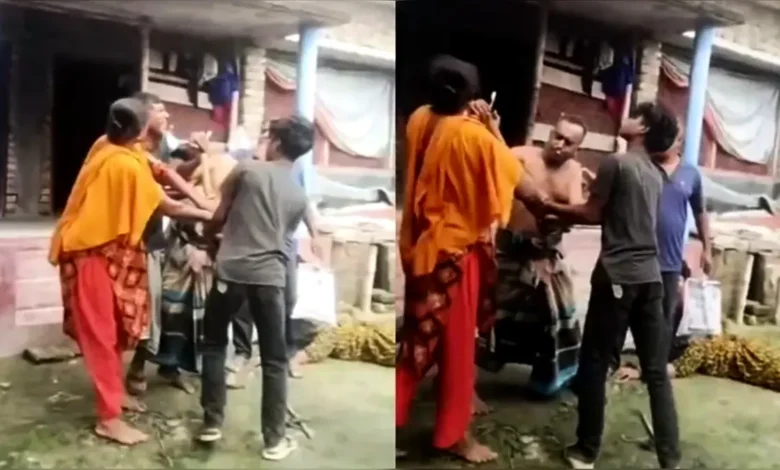 বাড়িতে বাবার লাশ রেখে সংঘর্ষ: এবার মাকে বাড়িছাড়া করল সেই দুই ভাই