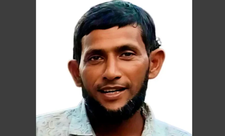 বাউফলে যুবদল নেতাকে কুপিয়ে জখম, হাতের রগ কাটার অভিযোগ