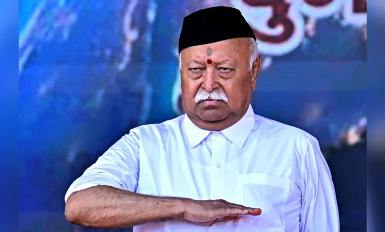 আরএসএস প্রধানের দাবি: ভারত বিশ্বগুরু, ভারতীয়দের দেখলে মানুষ নমস্কার করে