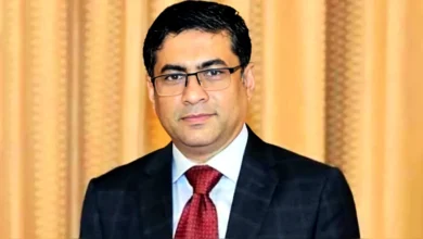 দুদকের জালে আ. লীগ নেতা বিপ্লব বড়ুয়া: পরিবারের ৪ সদস্যের দেশত্যাগে নিষেধাজ্ঞা