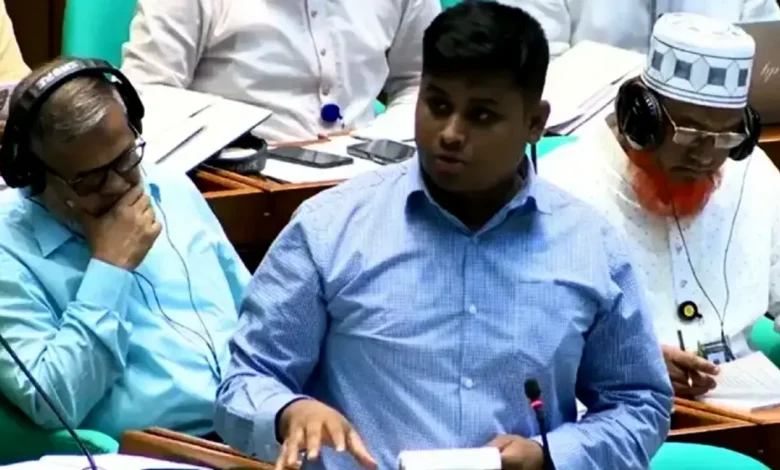 ব্রাহ্মণবাড়িয়া ইস্যুতে সরকারকে চাপে ফেলতে গিয়ে নিজেই ‘বিপাকে’ হাসনাত আবদুল্লাহ