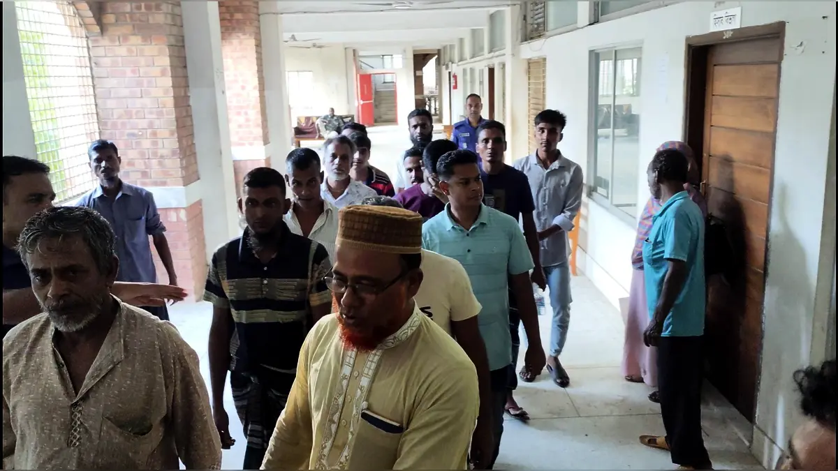 চাঁদাবাজির মামলায় কারাগারে চেয়ারম্যান, প্রশাসক নিয়োগ