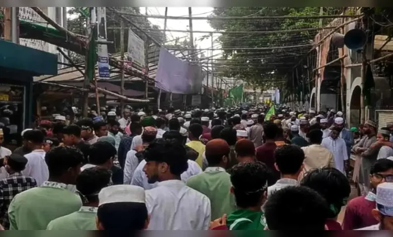 পবিত্র ঈদে মিলাদুন্নবী (সা.) উপলক্ষ্যে জশনে জুলুসে চট্টগ্রামে মানুষের ঢল, উৎসবমুখর নগরী