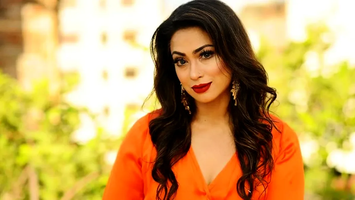 অভিনয় ছেড়ে ধর্মের পথে পপি: সুন্দরভাবে বাঁচতে ও মরতে চান