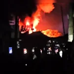 ভোলার দৌলতখানে ভয়াবহ অগ্নিকাণ্ড: ৯ স্থাপনা পুড়ে ছাই, অর্ধ কোটি টাকার ক্ষয়ক্ষতি