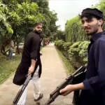 বন্দুক হাতে দুই তরুণের ভিডিও ভাইরাল, নারায়ণগঞ্জে তোলপাড়