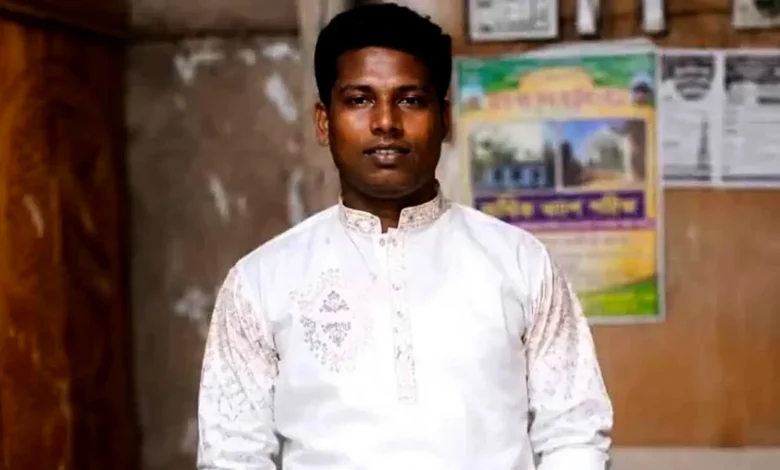 শীর্ষ সন্ত্রাসী ডেভিড ইমনের সহযোগী ‘গলাকাটা মোবারক’ গ্রেপ্তার
